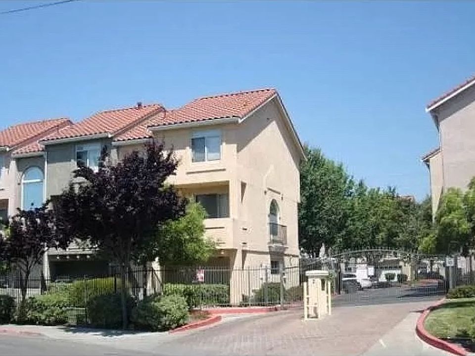 1st image of 25126 Angelina Ln #9