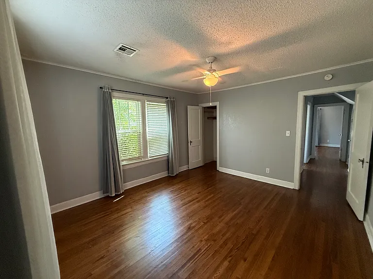 1348 S Florence Ave — Photo 5