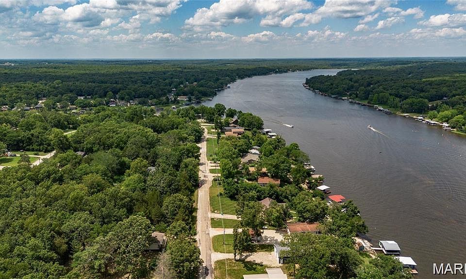 1st image of 1987 Lakeshore Dr