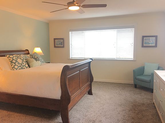 4th image of 550 Cameo Dr