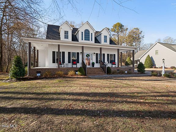 2nd image of 3701 Trace Drive W