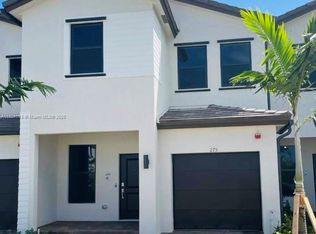275 SW 159th Ter #275, Hollywood, FL 33027
