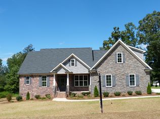 7803 Green Pond Dr, Stokesdale, NC 27357