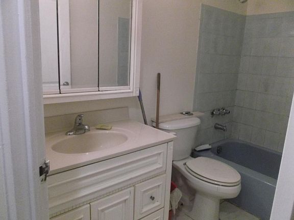 3rd image of 3156 Kings Hwy Floor 2