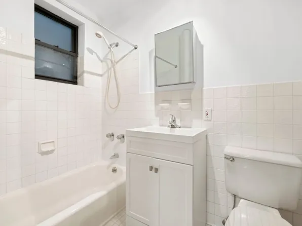 312 West 49th Street 1RW image 11 of 11