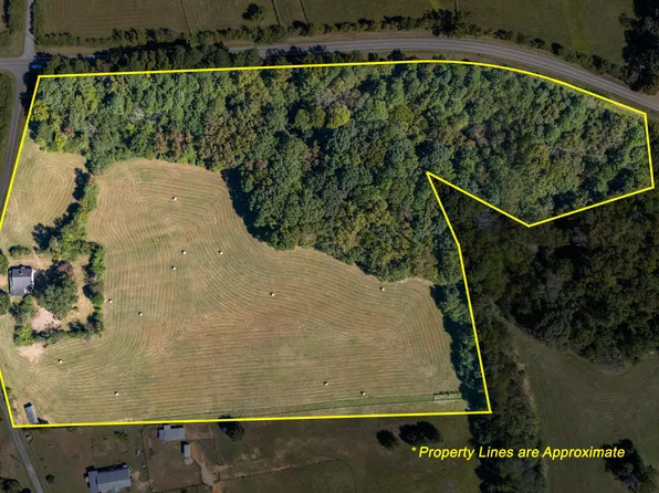 81 Little Creek Ln, Siler City, NC 27344