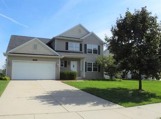 6736 Avalon Dr SE, Caledonia, MI 49316