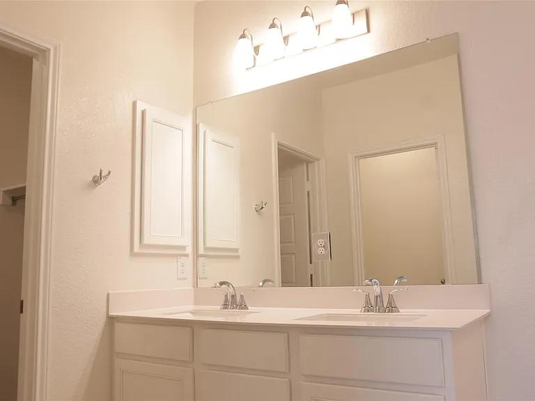 8111 Marigny Way — Photo 25