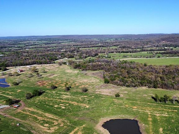 3rd image of 23117 Tunnell Rd