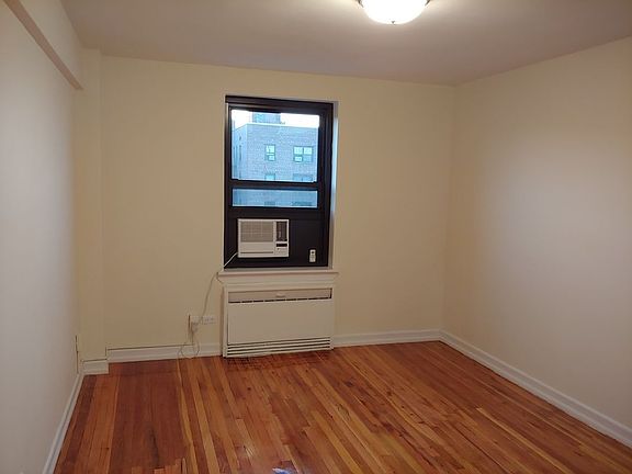 3rd image of 7351 Bell Blvd APT 5G