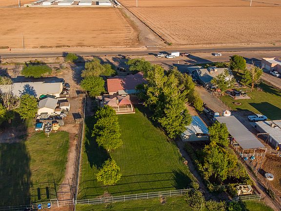 2nd image of 7714 N Cotton Ln