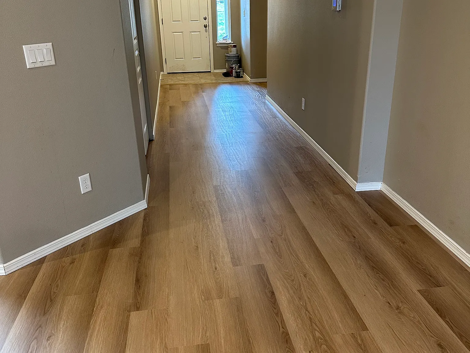 2828 Lucia Ct NW — Photo 2