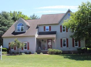 1512 Duffland Dr, Landisville, PA 17538