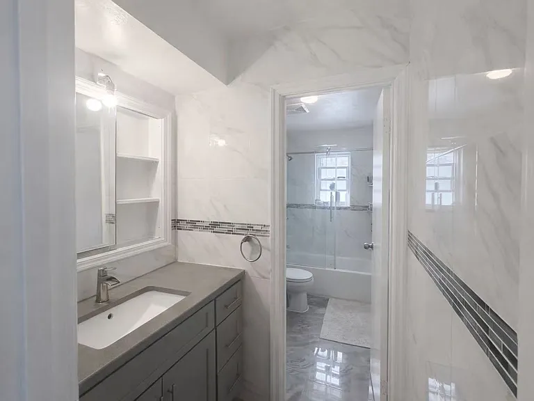 1168 Rockland Ave #2 — Photo 7