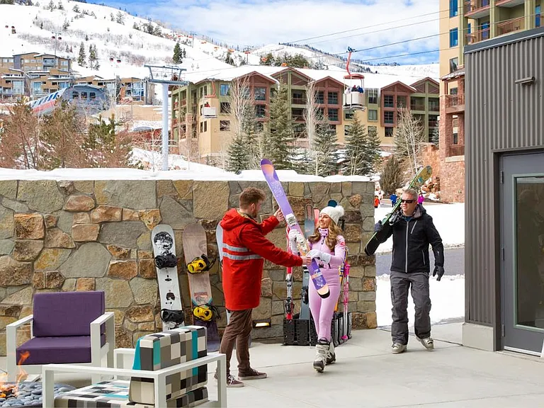 Canyon Haus Ski Valet Storage