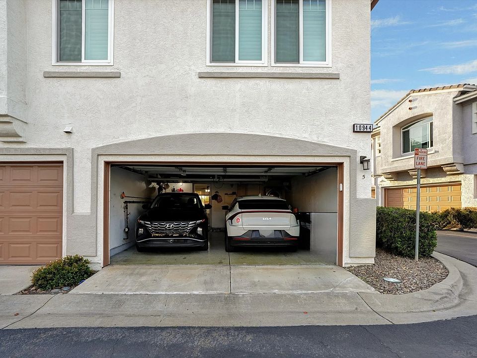 1st image of 10944 Ivy Hill Dr Unit 5