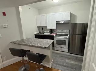 64 Lexington St #2B, Framingham, MA 01702