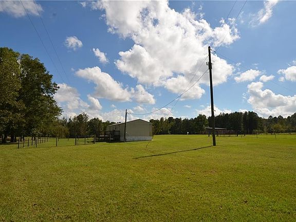 5th image of 2433 County Road 54 E