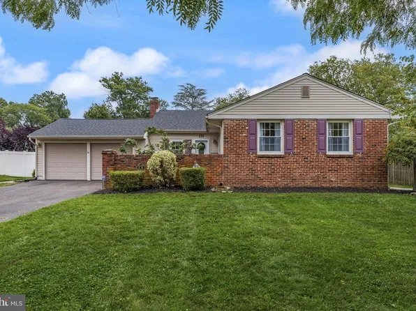 131 Randle Dr, Cherry Hill, NJ 08034