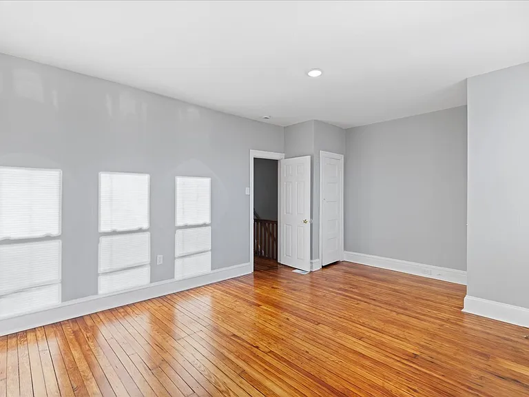 1602 Pershing St #1 — Photo 22
