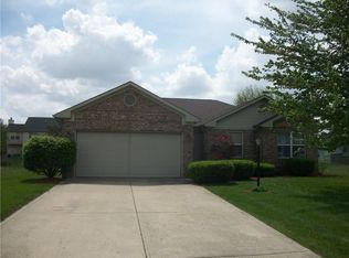 389 Carol Dr, Bargersville, IN 46106