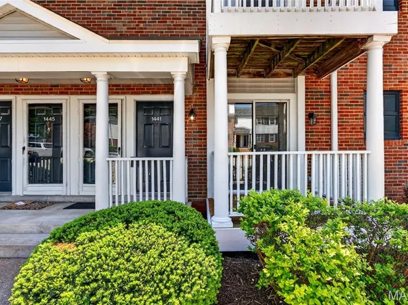 1441 Oriole Pl, Saint Louis, MO 63144