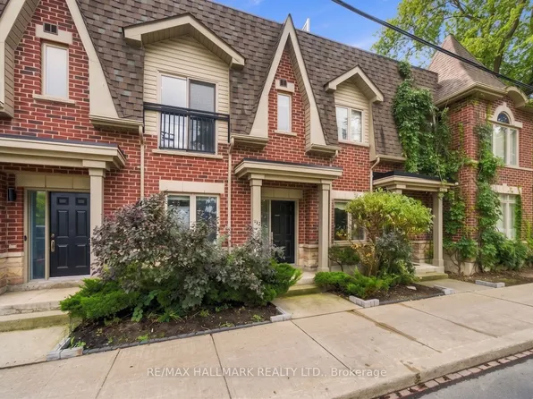 549 Shuter St, Toronto, ON M5A 1X9