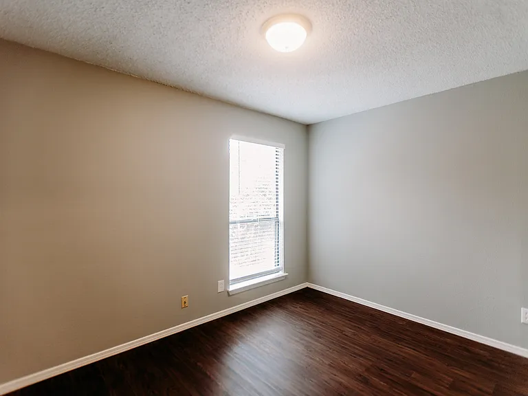 3110 Whisper Oaks Ln #C — Photo 13