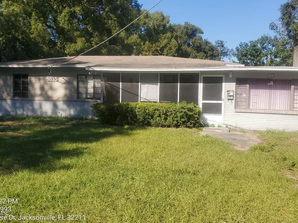 5835 WINDERMERE Drive, Jacksonville, FL 32211