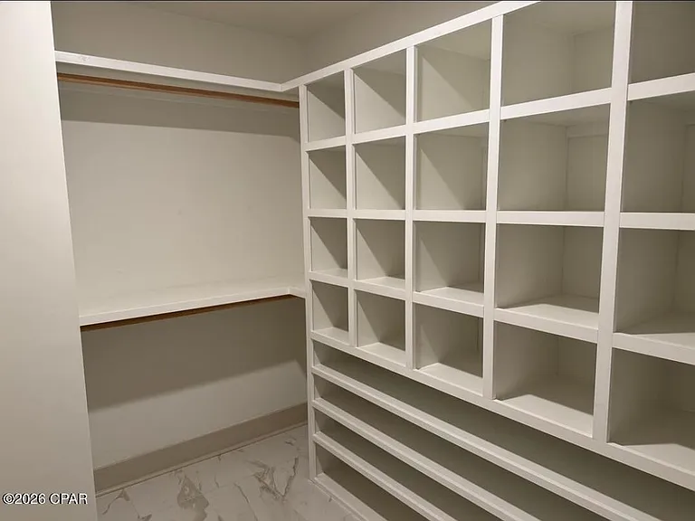 4640 Delwood Park Blvd — Photo 17
