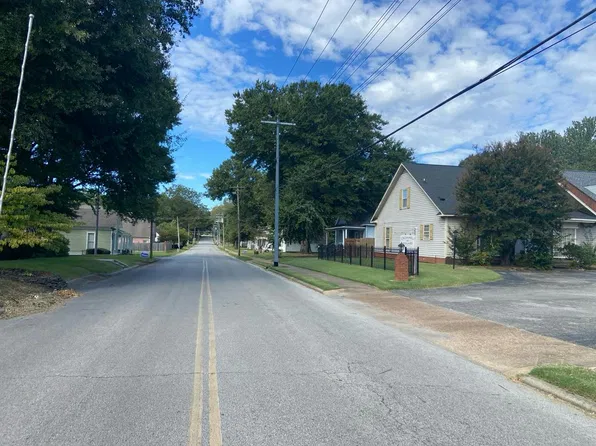 209 Cromwell Sq, Brownsville, TN 38012
