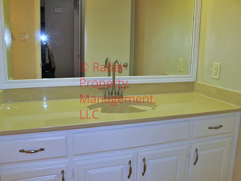 6418 Lago Vista Dr — Photo 18