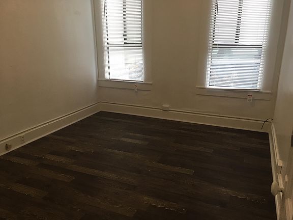 4th image of 38 Tacoma St