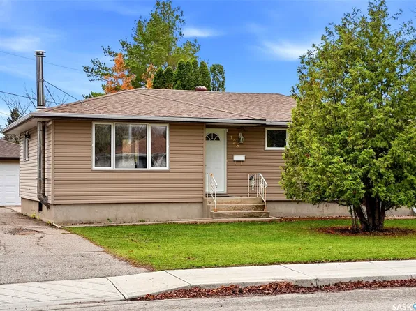 125 Stapleford Crescent, Regina, SK S4S 4S8