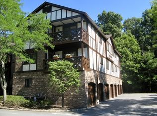 2614 Hemingway Ln, Mahwah, NJ 07430