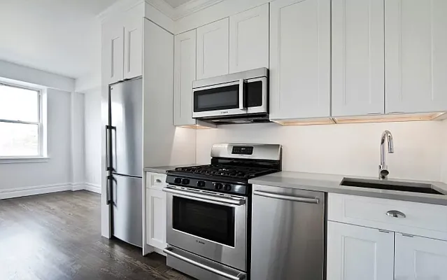 Rented by REAL New York | media 12