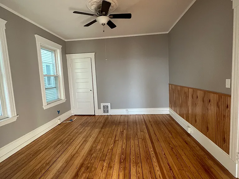 53 Farragut Rd #3 — Photo 4