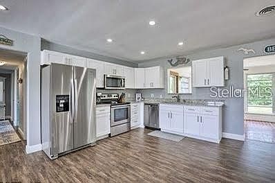 5th image of 64 Kent Dr