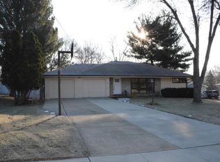 1441 18th St, West Des Moines, IA 50265