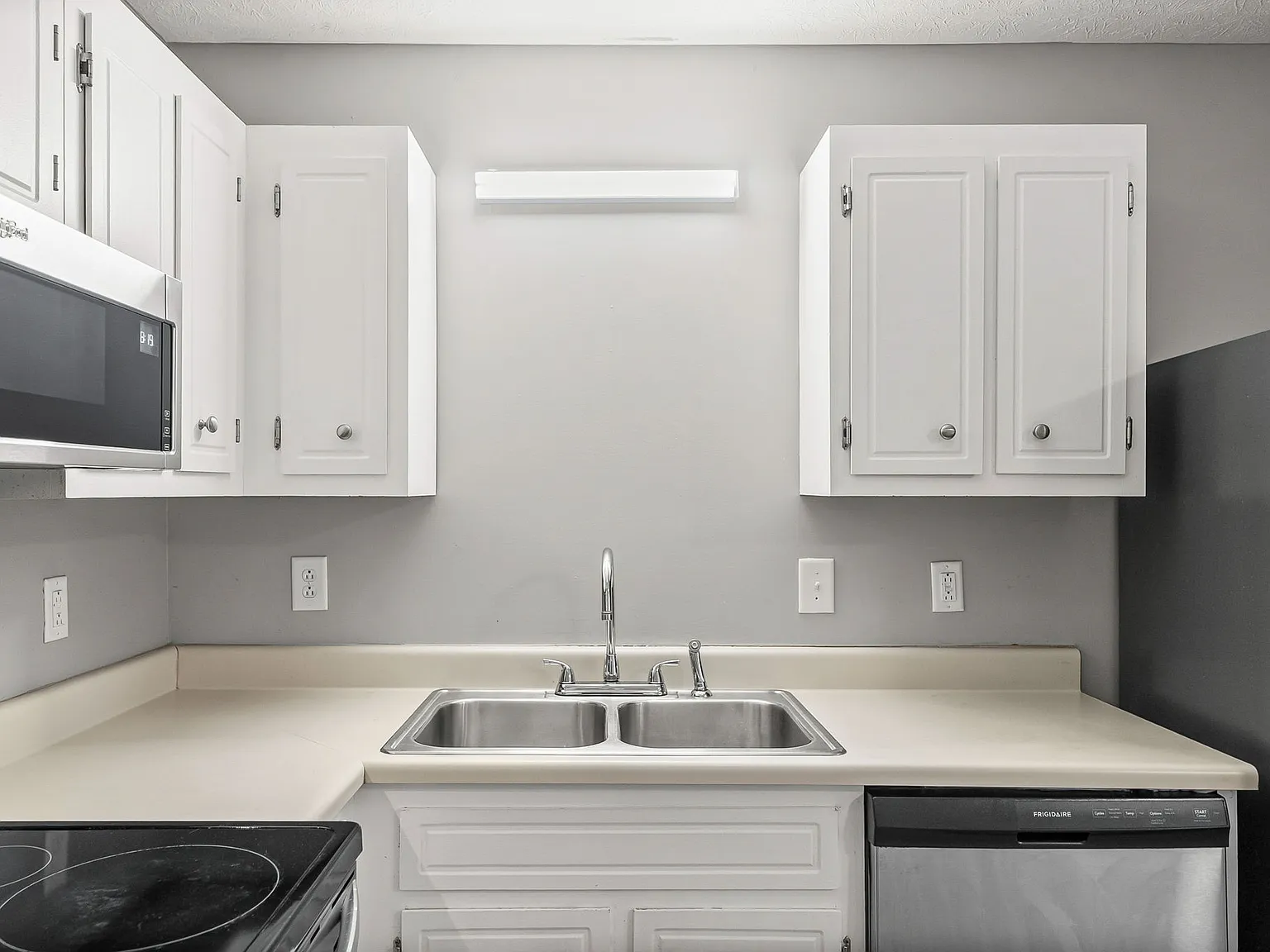Turtle Creek Townhomes — Photo 4
