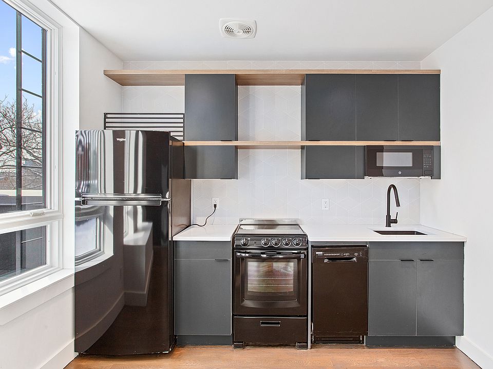 1st image of 58 Clifton Pl #5A