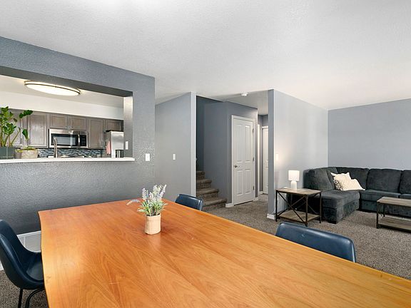 Dining area, view to living/kitchen/hallway