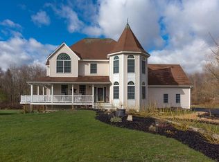 79 Old Webster Rd, Oxford, MA 01540