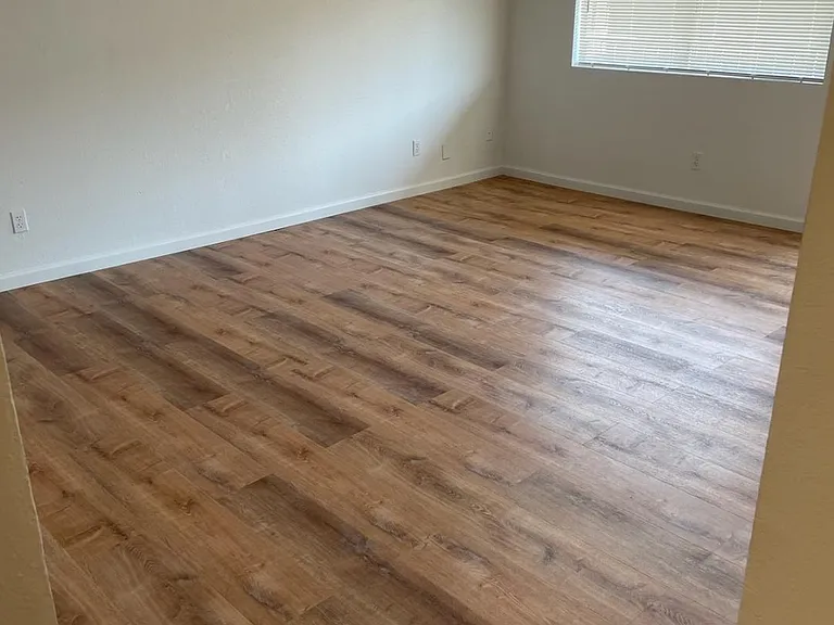 100 W Caldwell Ave #37 — Photo 16