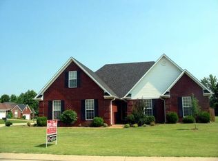 325 Reed Cir, Medina, TN 38355