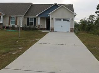 152 Pine Hollow Rd, Holly Ridge, NC 28445