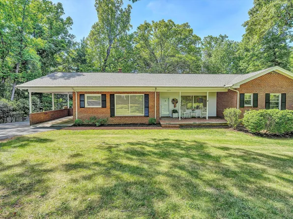 1307 Valley View Rd, Martinsville, VA 24112
