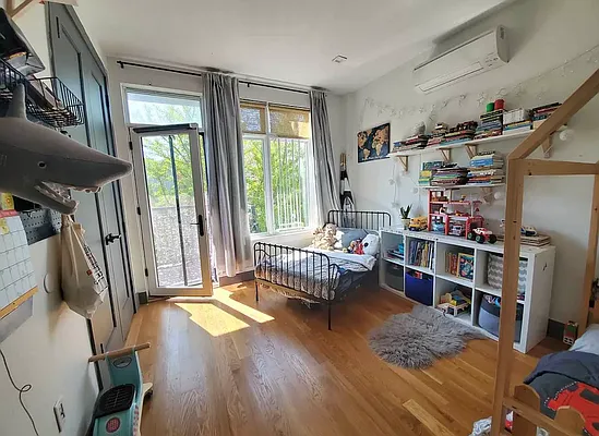 Rented by Doorway NYC, LLC | media 22