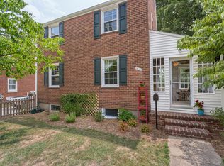 5318 N Carlin Springs Rd, Arlington, VA 22203