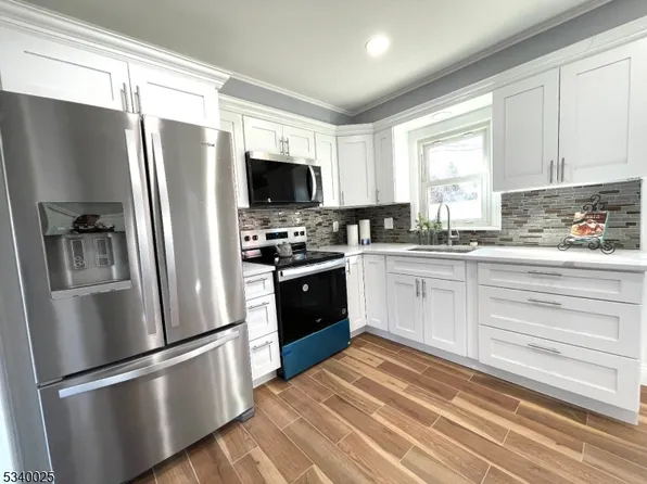 20 Ginter St, Franklin Boro, NJ 07416